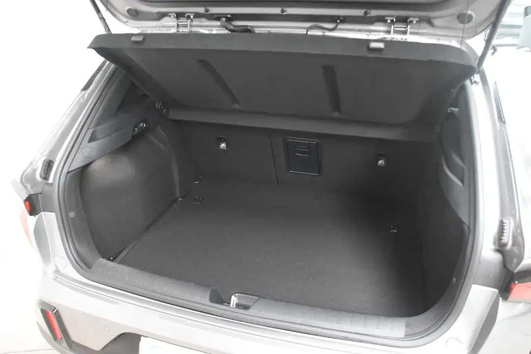 Kia K4 1.0 T-GDI DCT GT-Line - Thumbnail 8