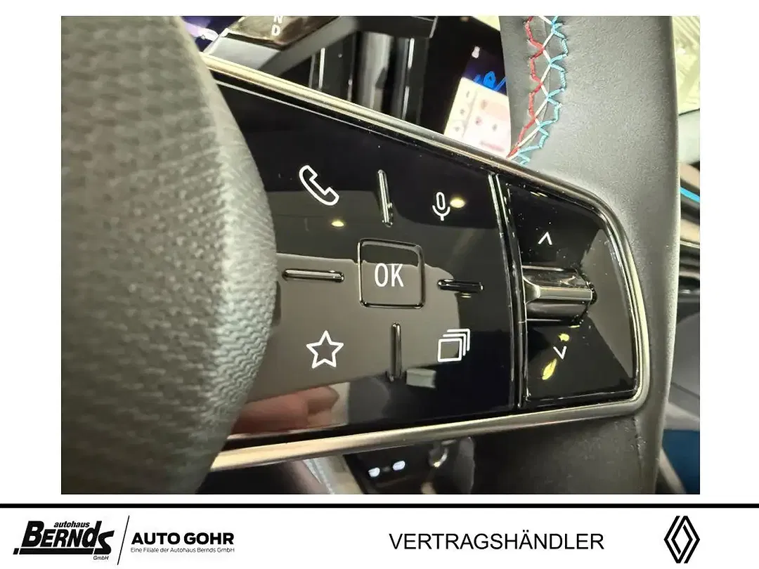 Renault Rafale E-Tech PHEV 4x4 - Thumbnail 13
