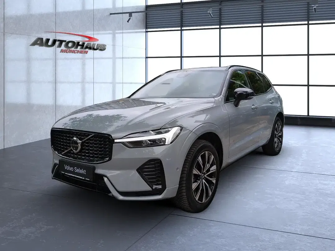 Volvo XC60 Plus Dark - Thumbnail 2