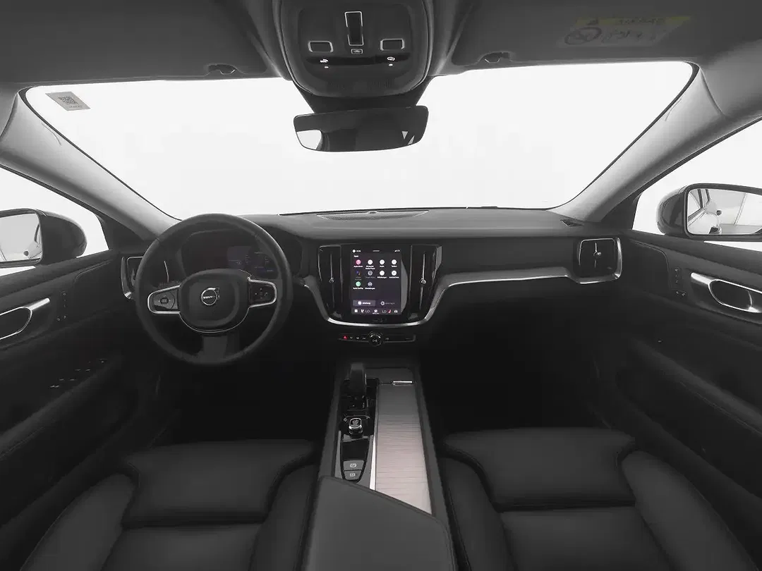 Volvo V60 B4 Plus Dark - Thumbnail 3
