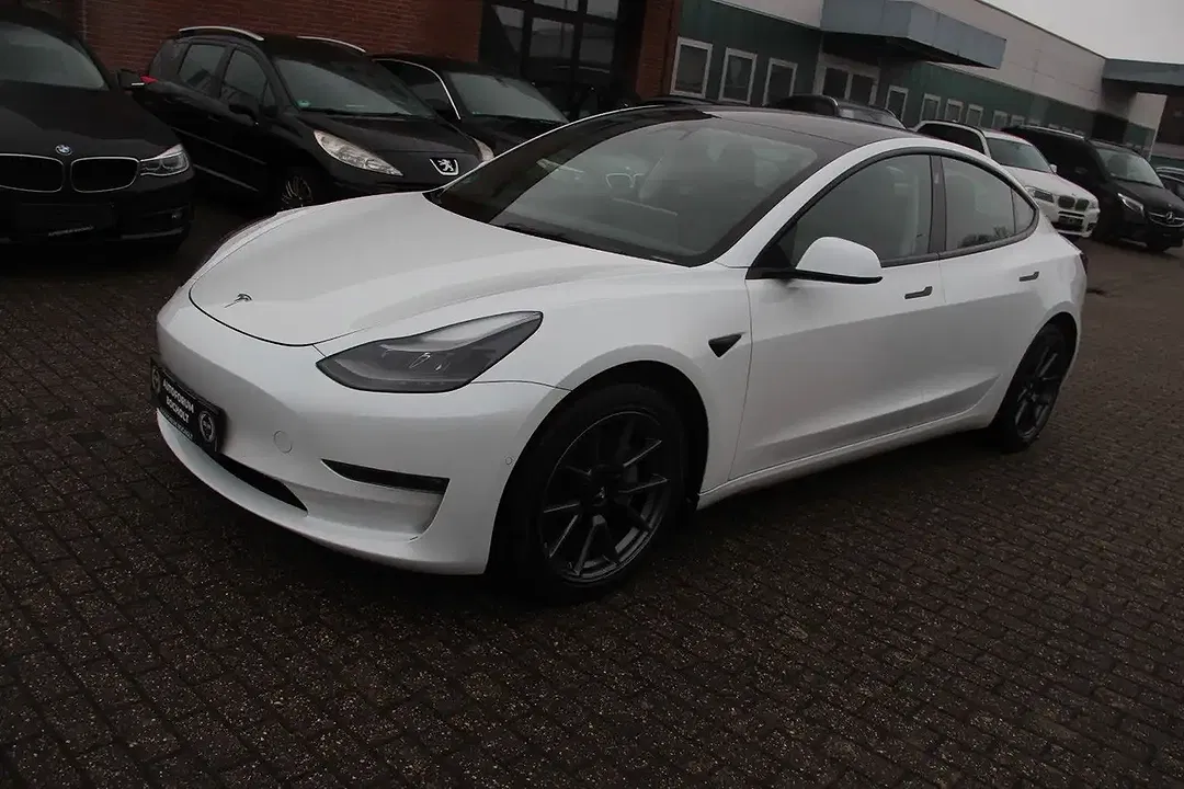 Tesla Model 3 AWD Dual Motor Long Range - foto 2
