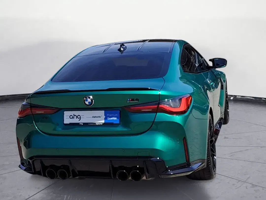 BMW M4 Competition - Thumbnail 3