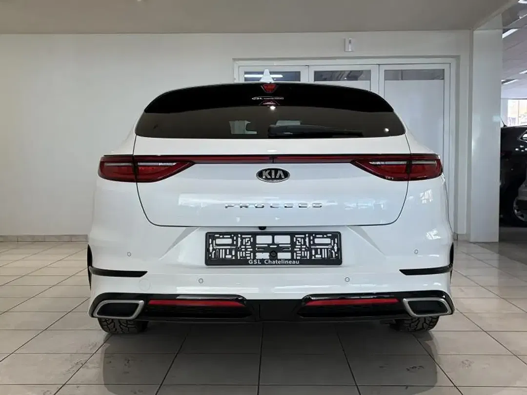 Kia ProCeed / pro_cee'd 1.6 CRDi - Thumbnail 6