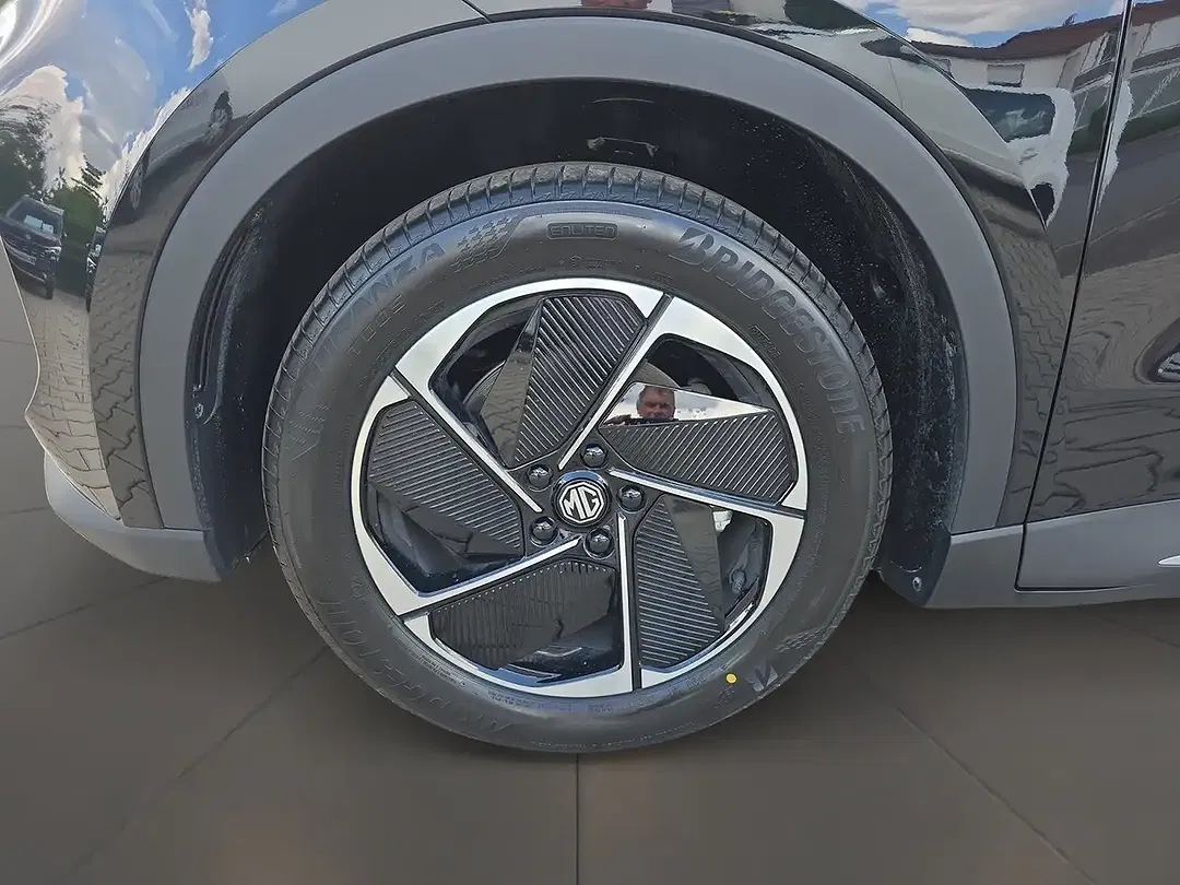 MG MGS5 EV AUT Luxury - Thumbnail 5