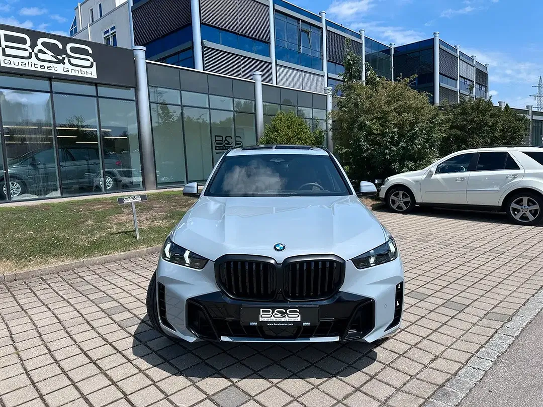 BMW X5 xDrive M Sport - Thumbnail 10