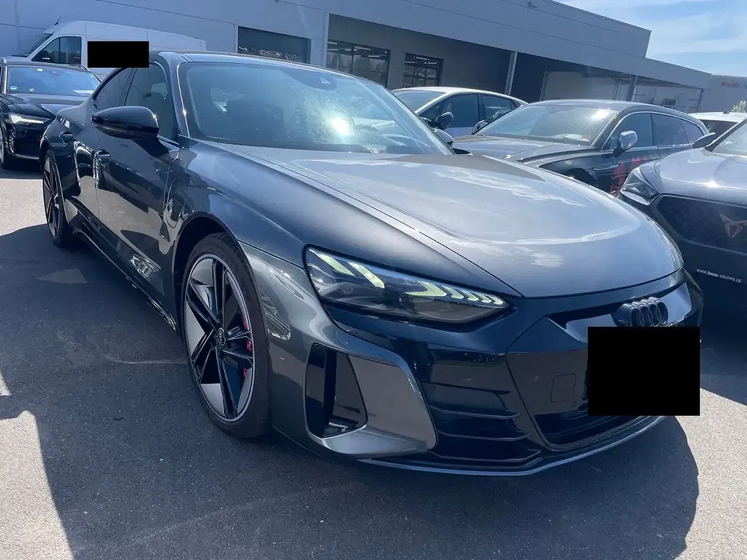 Audi e-tron GT quattro - Thumbnail 13
