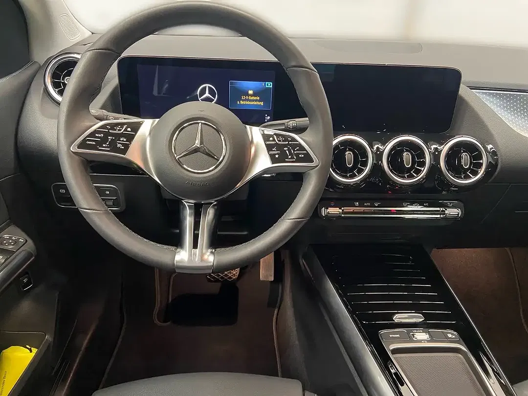Mercedes-Benz B 180 - Thumbnail 9