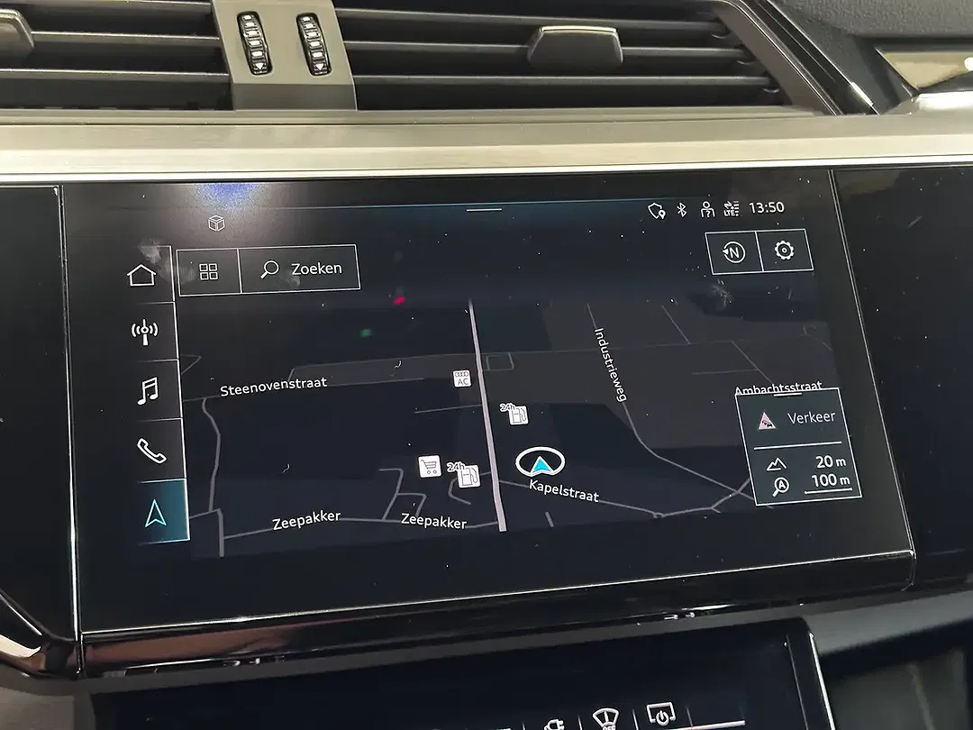 Audi Q8 e-tron 55 quattro S line - Thumbnail 14