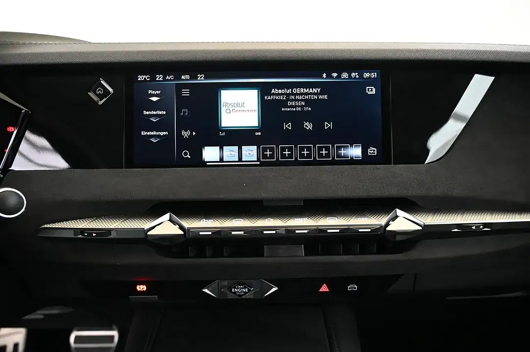 DS Automobiles DS 4 - Thumbnail 23