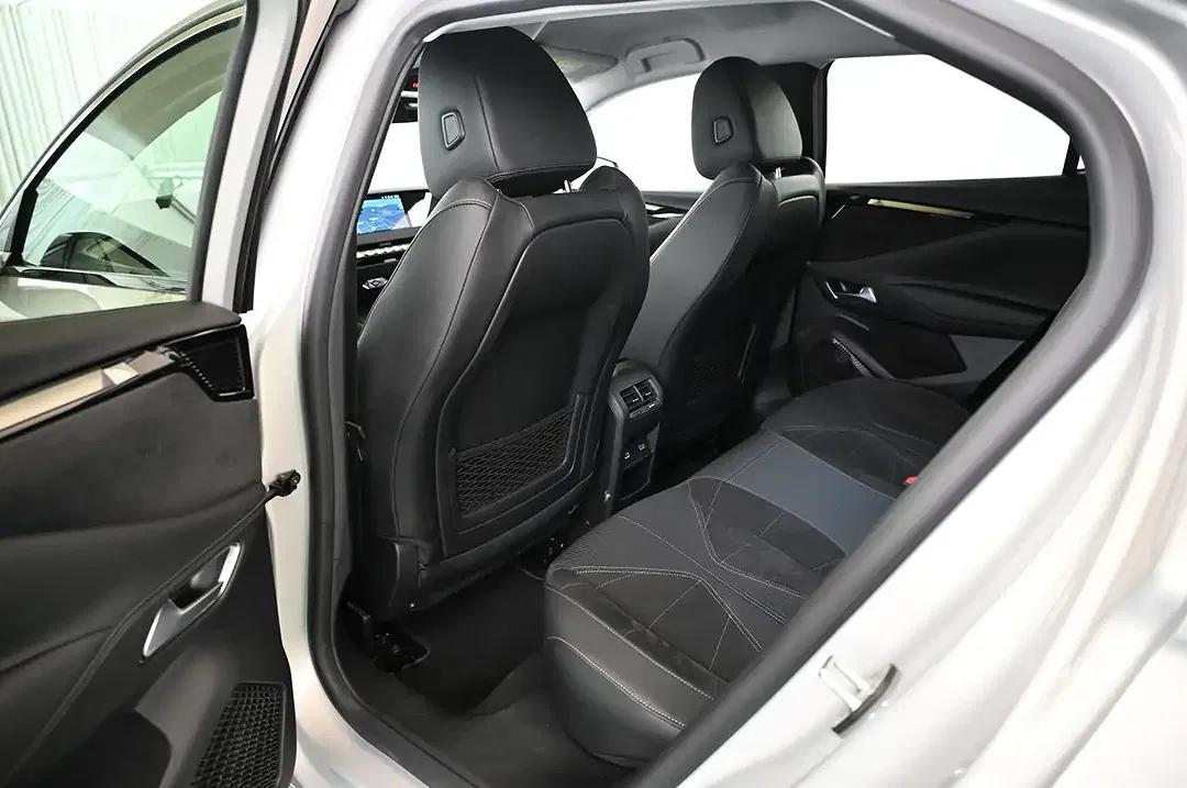 DS Automobiles DS 4 - Thumbnail 24