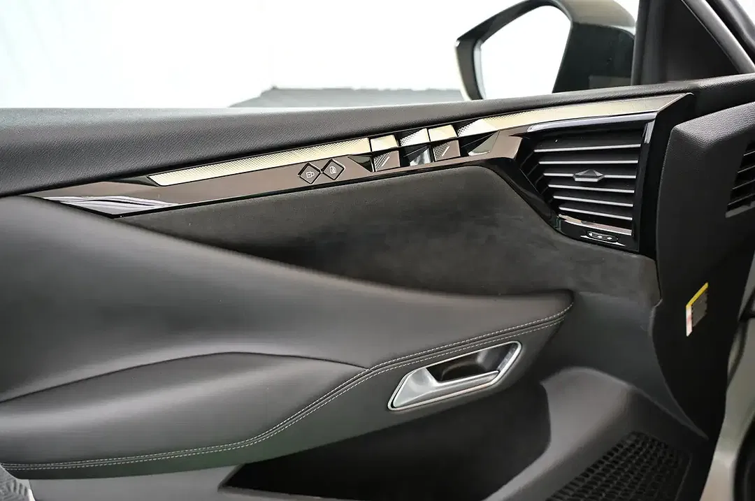DS Automobiles DS 4 - Thumbnail 31