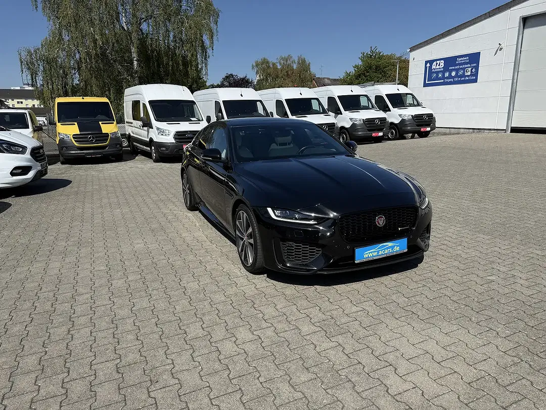 Jaguar XE R-Dynamic Black - foto 2