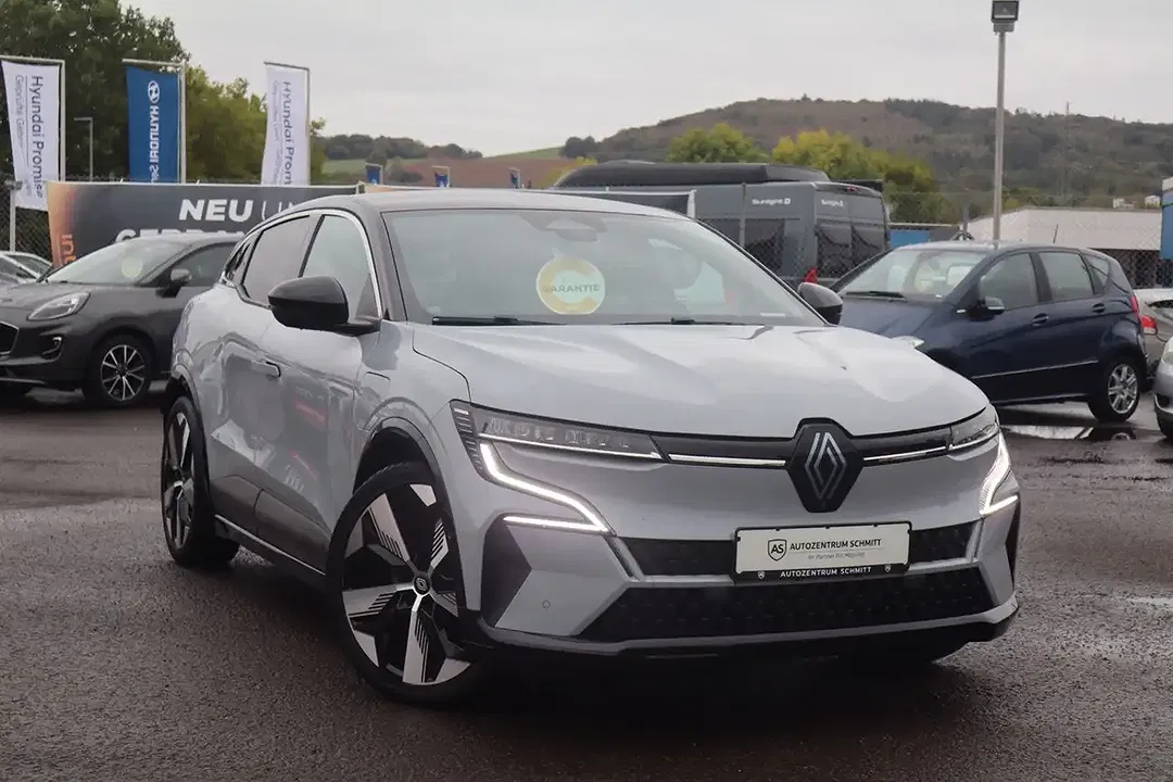 Renault Megane E-Tech Techno - foto 1