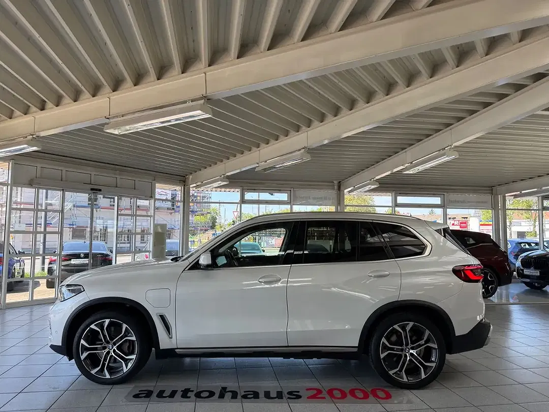 BMW X5 xDrive xLine - Thumbnail 3