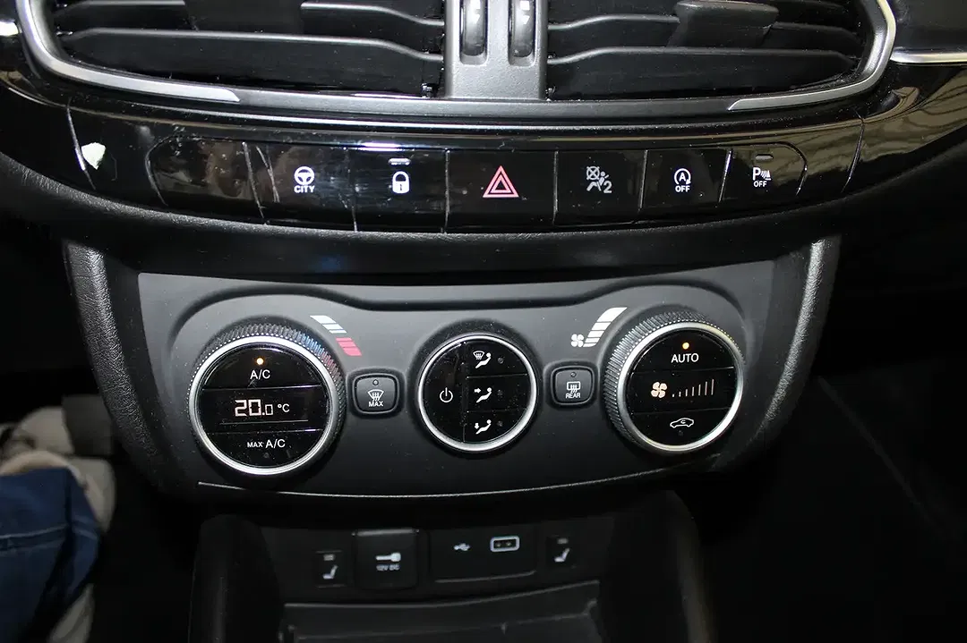 Fiat Tipo FireFly Turbo Cross - Thumbnail 12