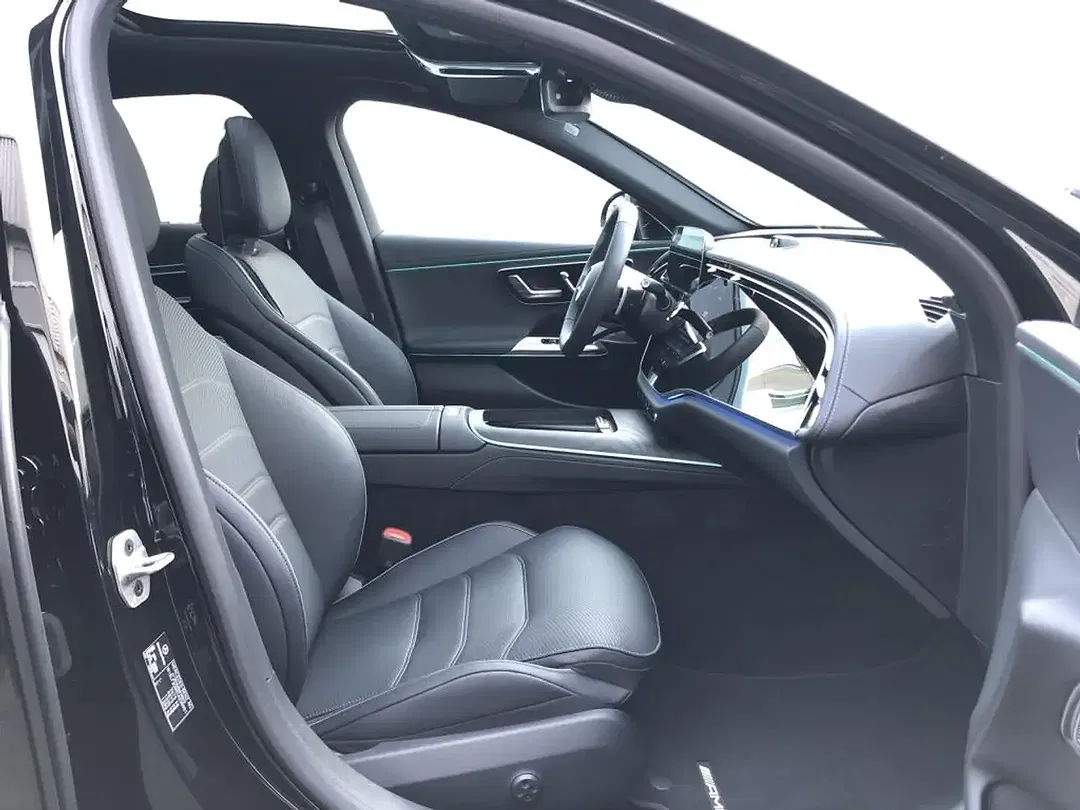 Mercedes-Benz E 450 4MATIC AMG MBUX Burmester - Thumbnail 3