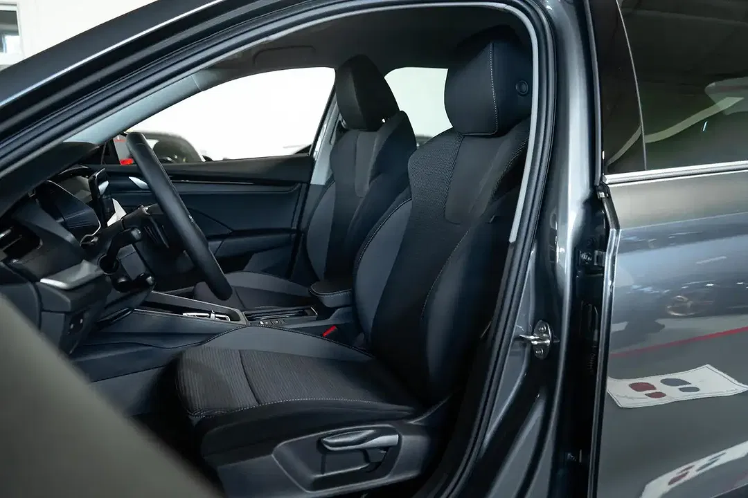 Skoda Octavia 1.5 TSI Combi Selection - foto 15