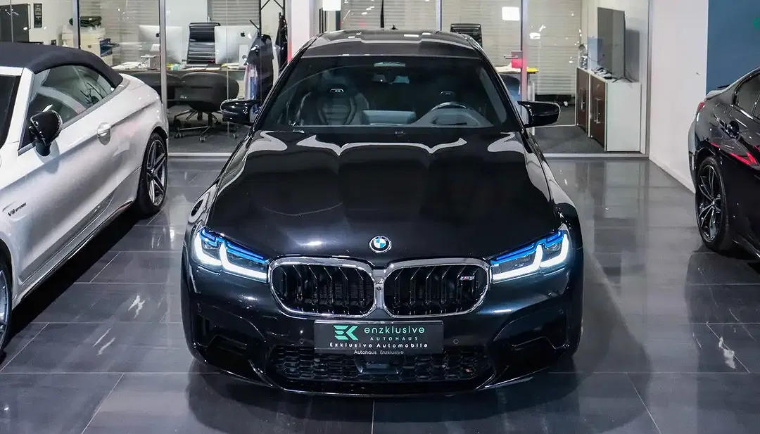 BMW M5 - foto 2