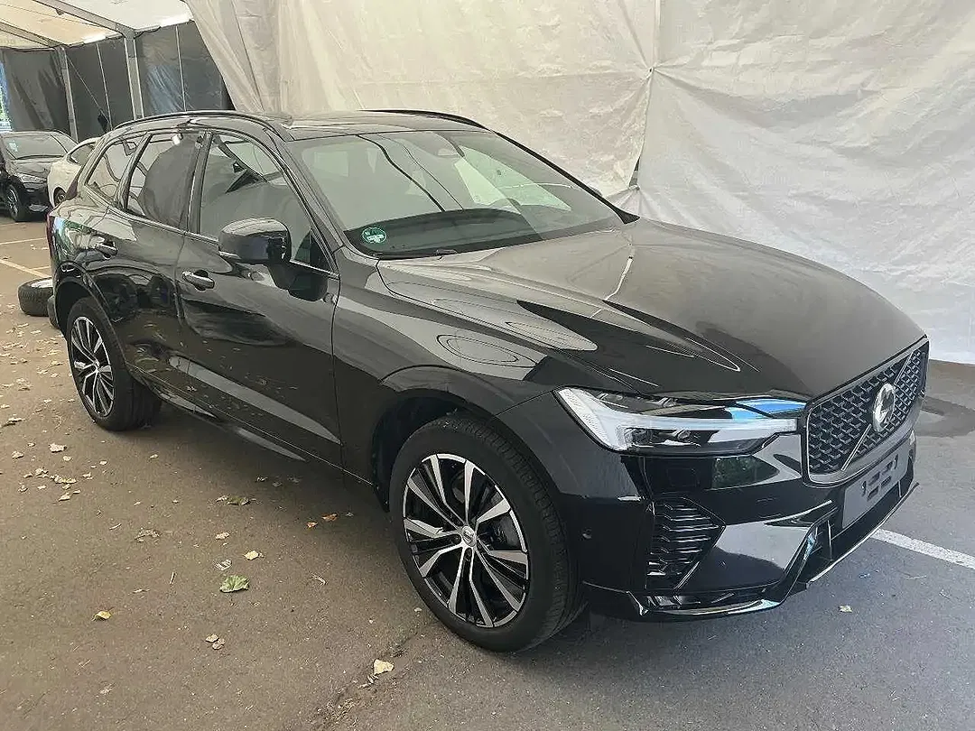 Volvo XC60 B4 AWD Ultimate Dark - Thumbnail 2