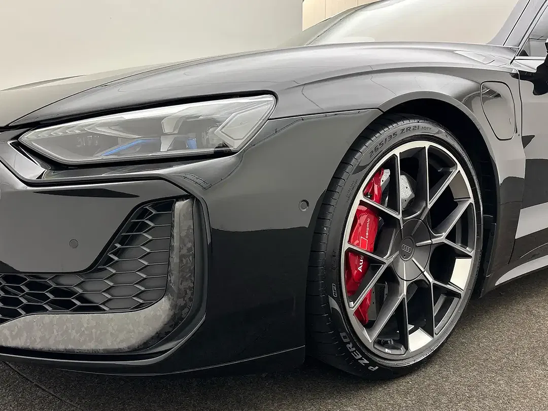 Audi RS e-tron GT quattro performance Matrix LED - Thumbnail 5