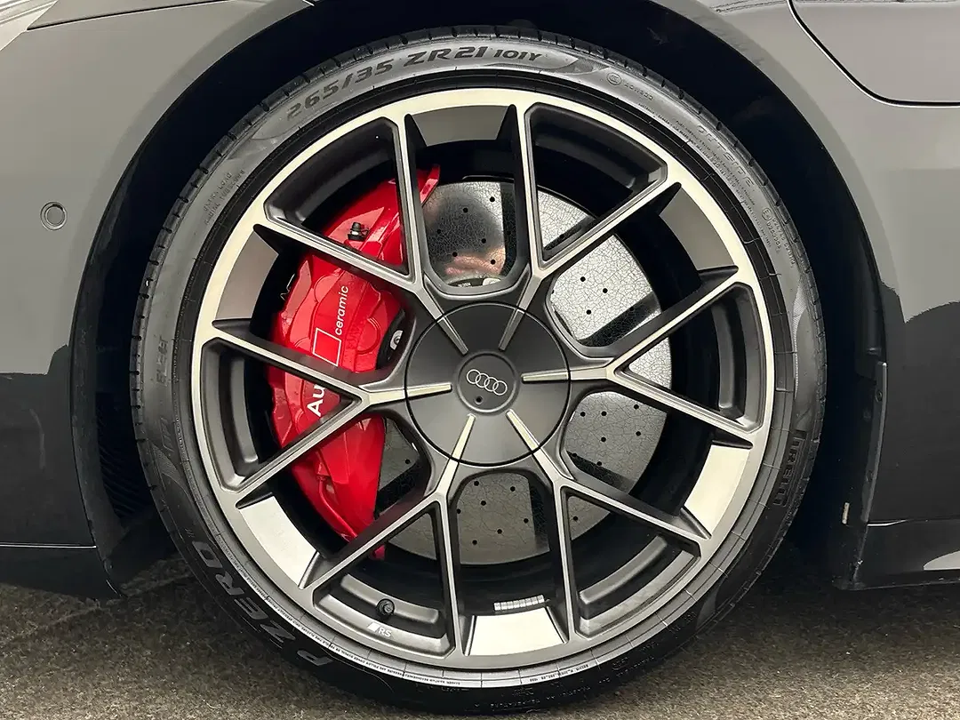 Audi RS e-tron GT quattro performance Matrix LED - Thumbnail 6
