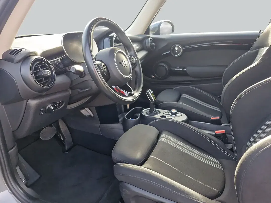 MINI Cooper SE - Thumbnail 11