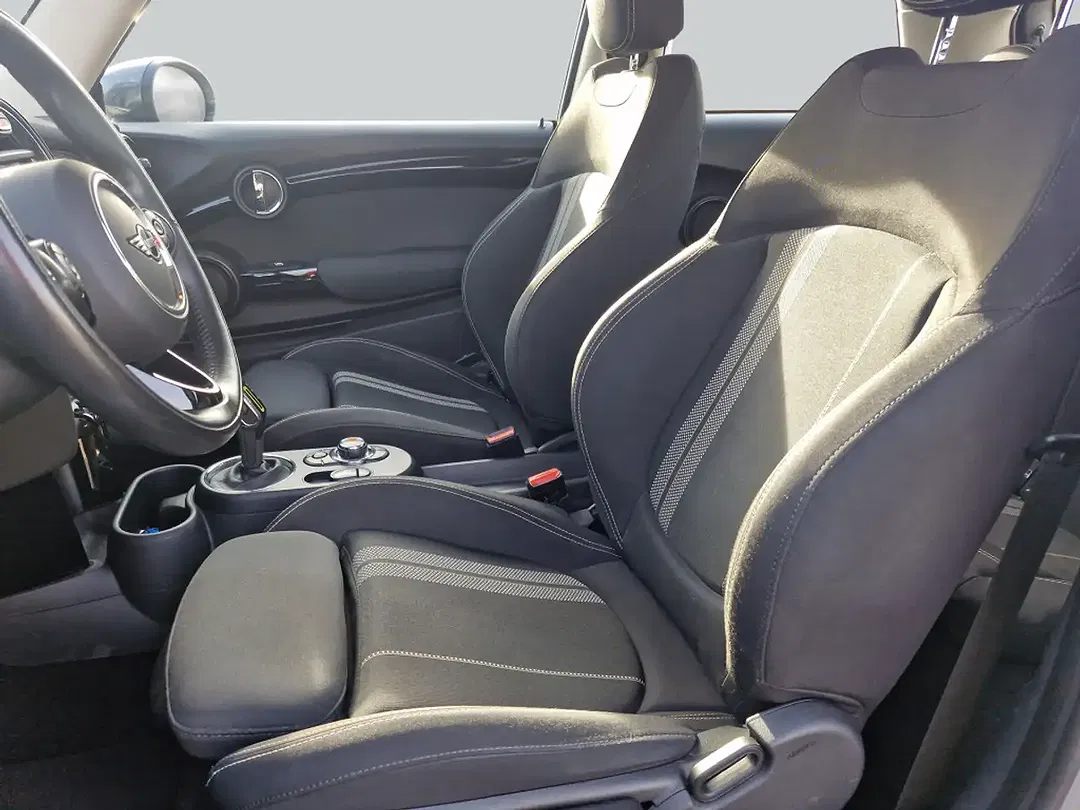 MINI Cooper SE - Thumbnail 12