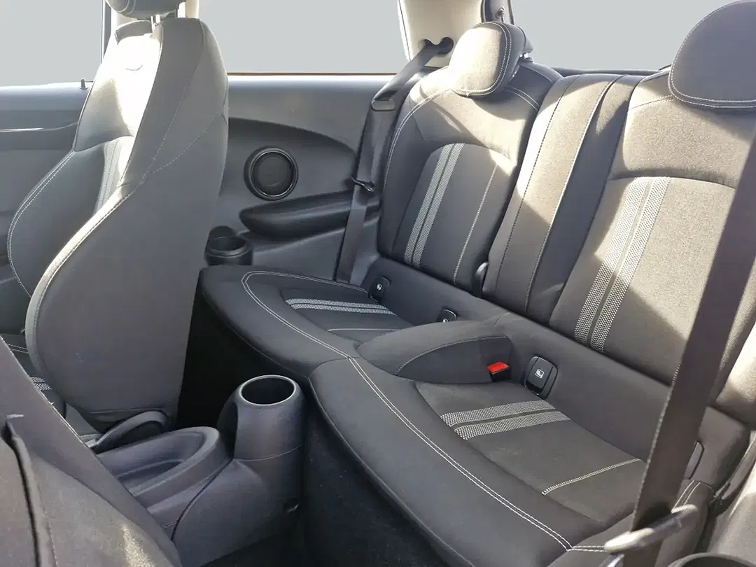 MINI Cooper SE - Thumbnail 13