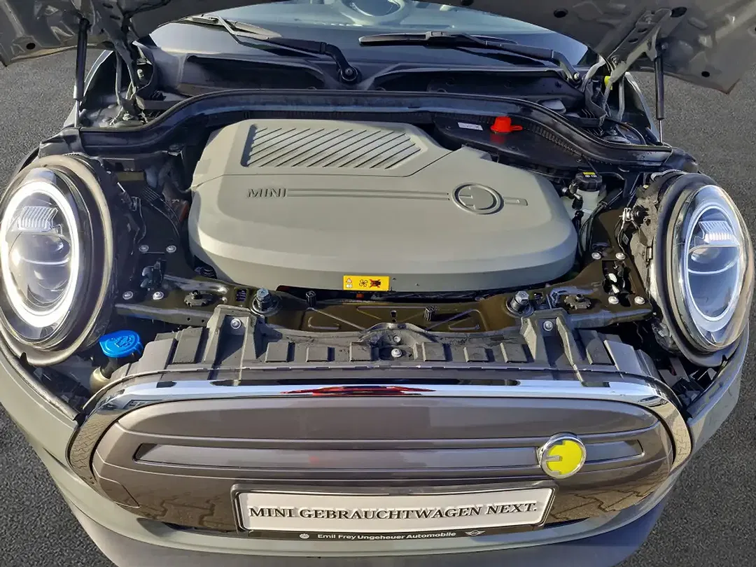 MINI Cooper SE - Thumbnail 9