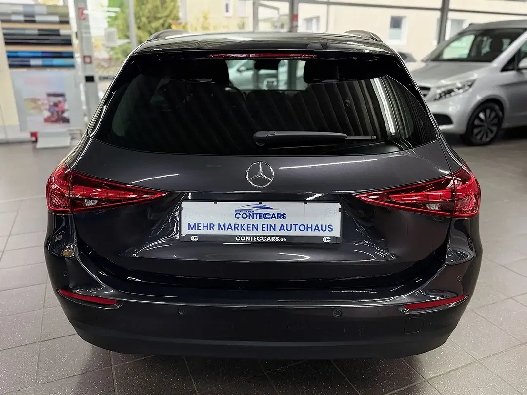 Mercedes-Benz C 200 - Thumbnail 11