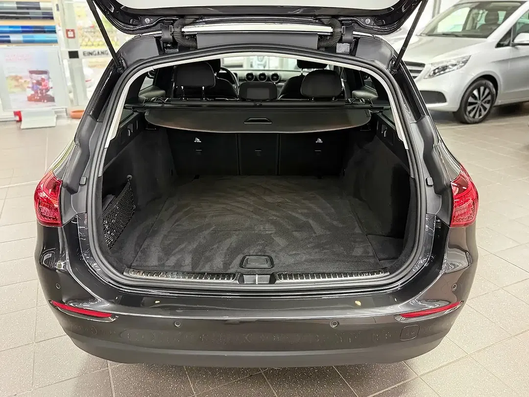 Mercedes-Benz C 200 - Thumbnail 12