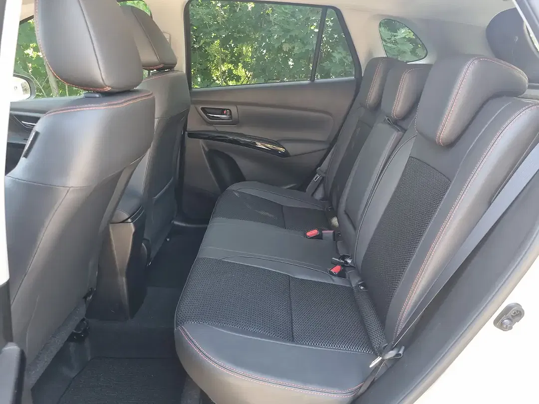 Suzuki S-Cross 1.4 AllGrip 4x4 Comfort+ - Thumbnail 15