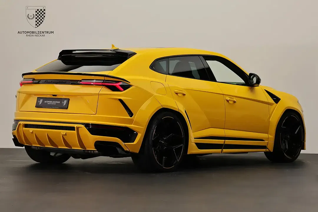 Lamborghini Urus - Thumbnail 10