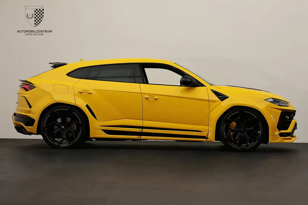 Lamborghini Urus - Thumbnail 11