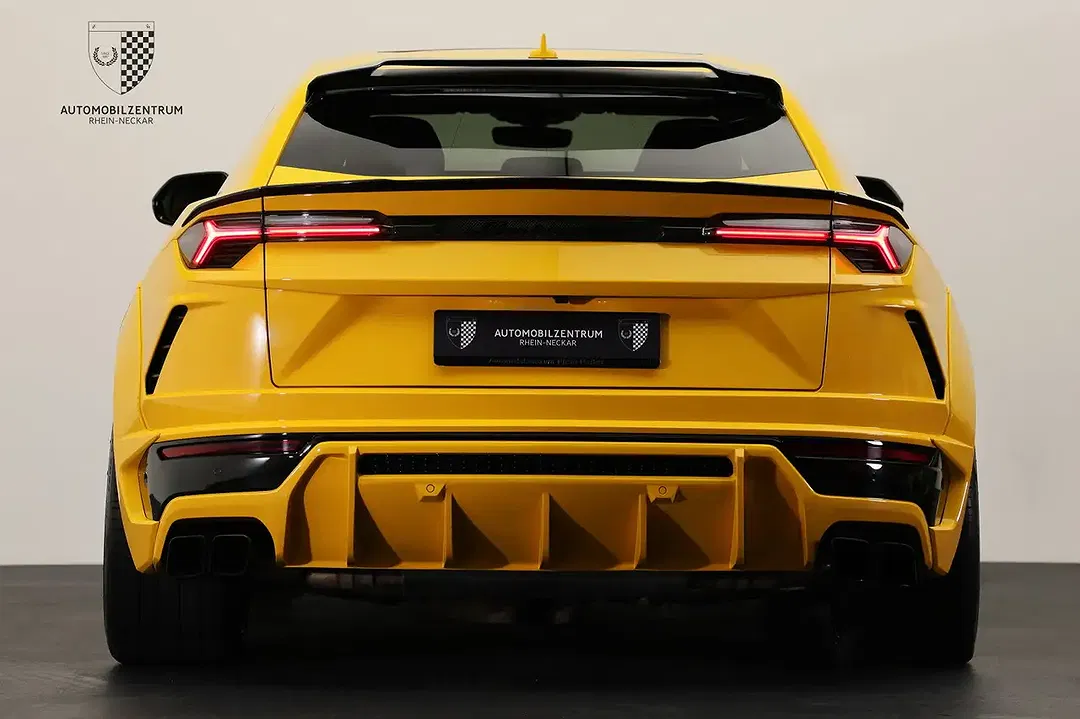 Lamborghini Urus - Thumbnail 8