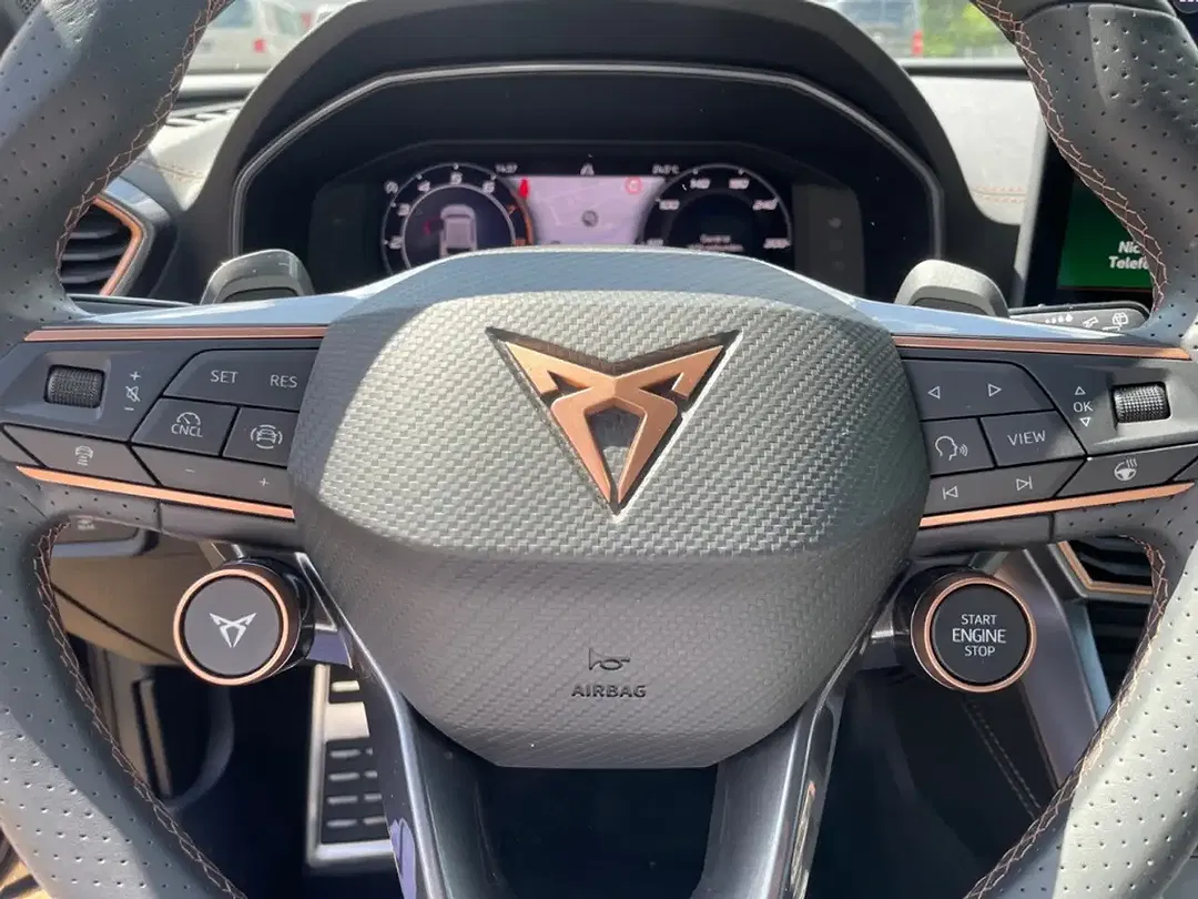 CUPRA Leon 1.5 eTSI DSG Matrix LED - Thumbnail 11