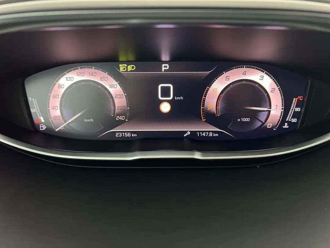Peugeot 3008 GT - Thumbnail 11