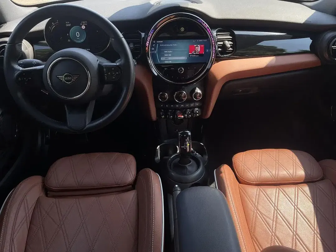 MINI Cooper Cabrio AUT - Thumbnail 11