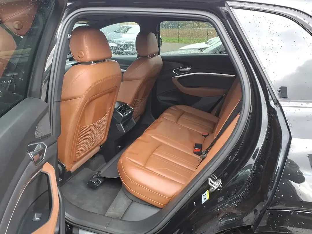 Audi e-tron 55 S line - foto 9