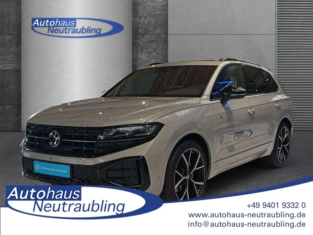 Volkswagen Touareg 3.0 TDI R-Line - Thumbnail 1