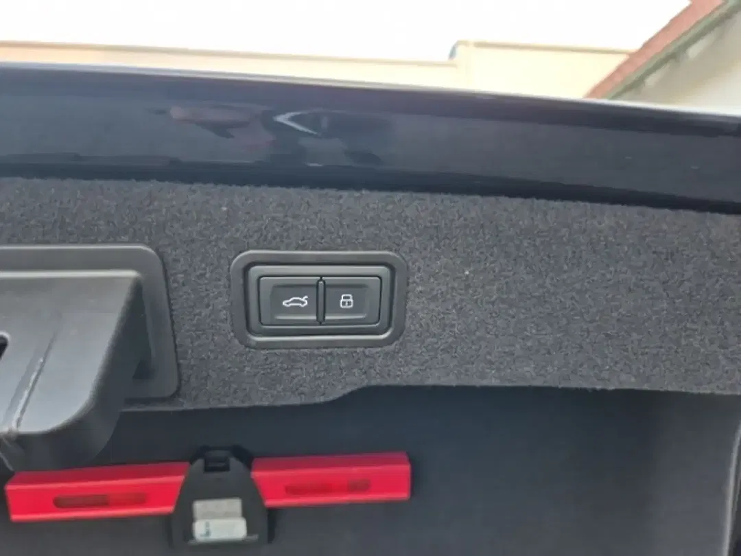 Audi S8 4.0 TFSI quattro - Thumbnail 13