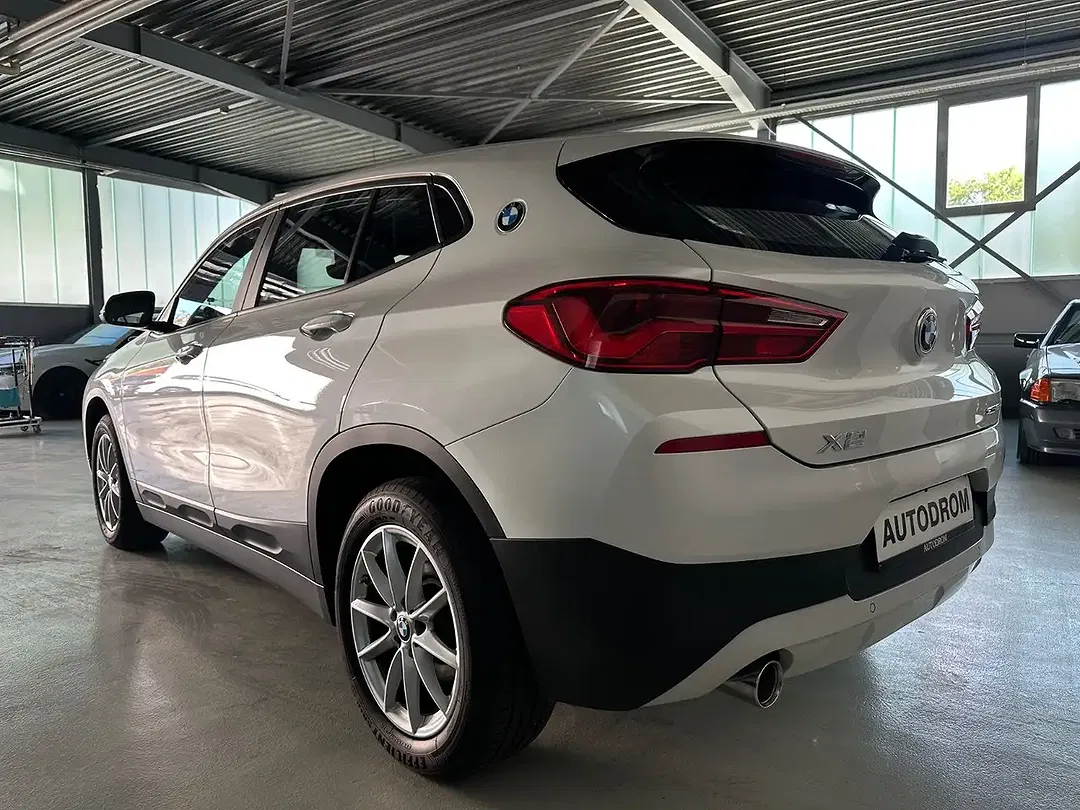 BMW X2 sDrive Business - Thumbnail 5