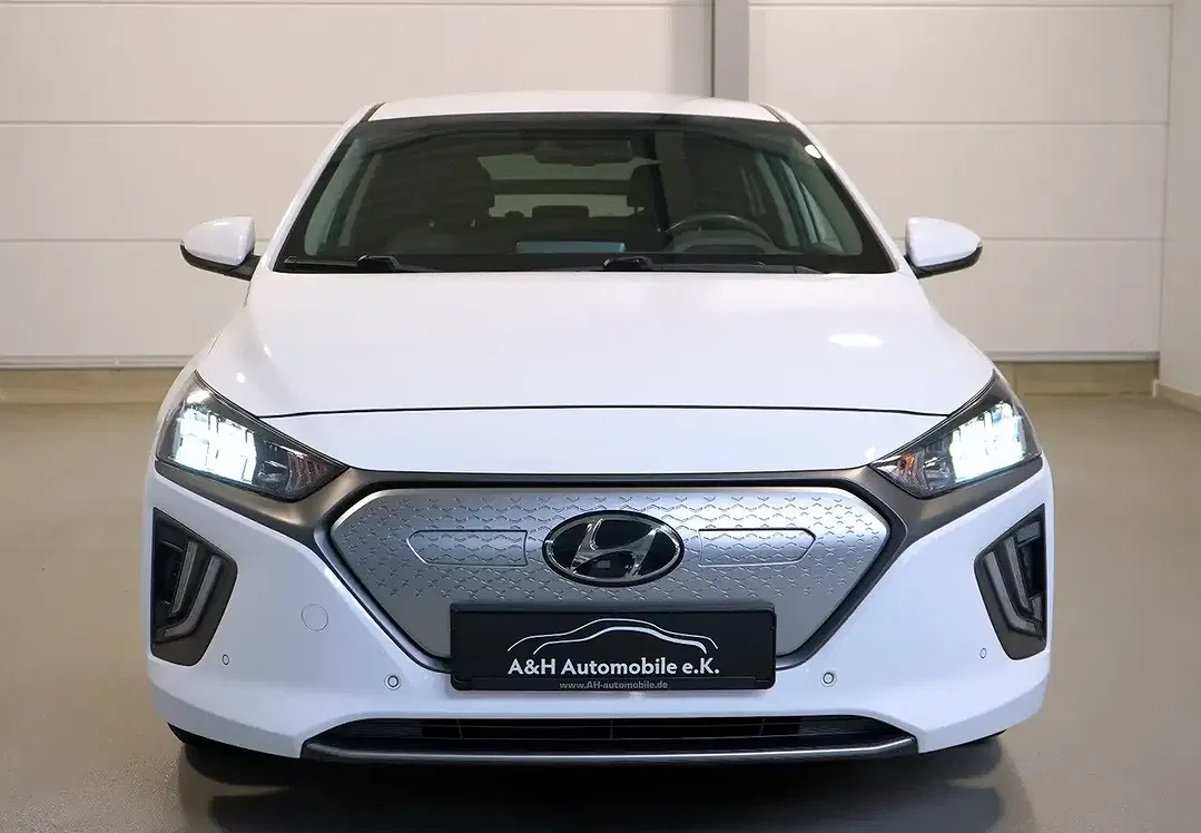 Hyundai IONIQ Premium - foto 2