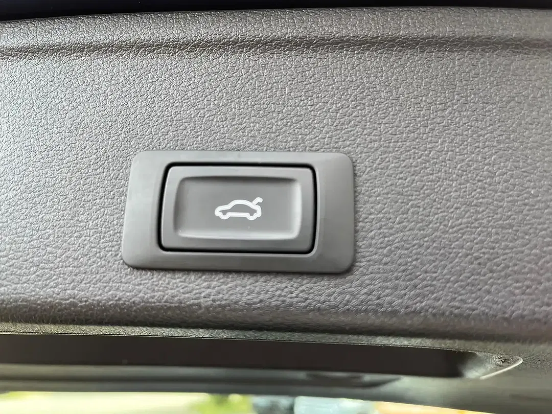 Audi A4 40 TDI quattro Avant advanced - Thumbnail 9
