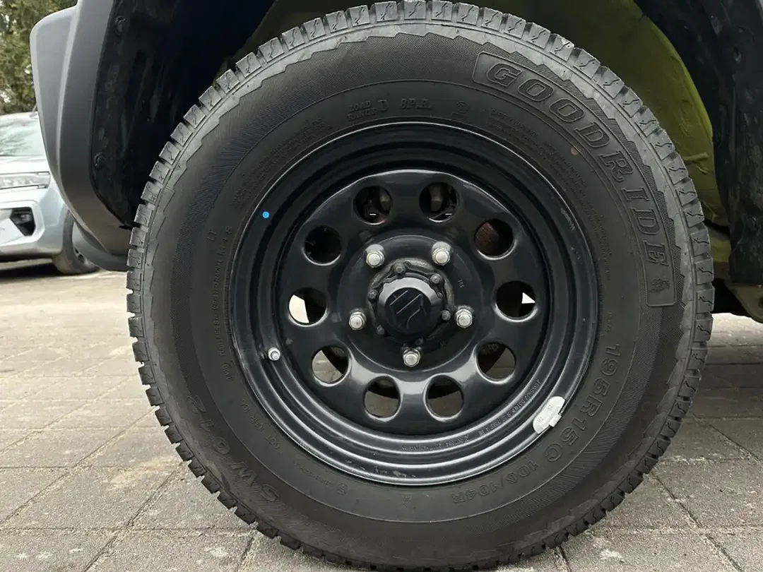 Suzuki Jimny 1.5 AllGrip Comfort - Thumbnail 11