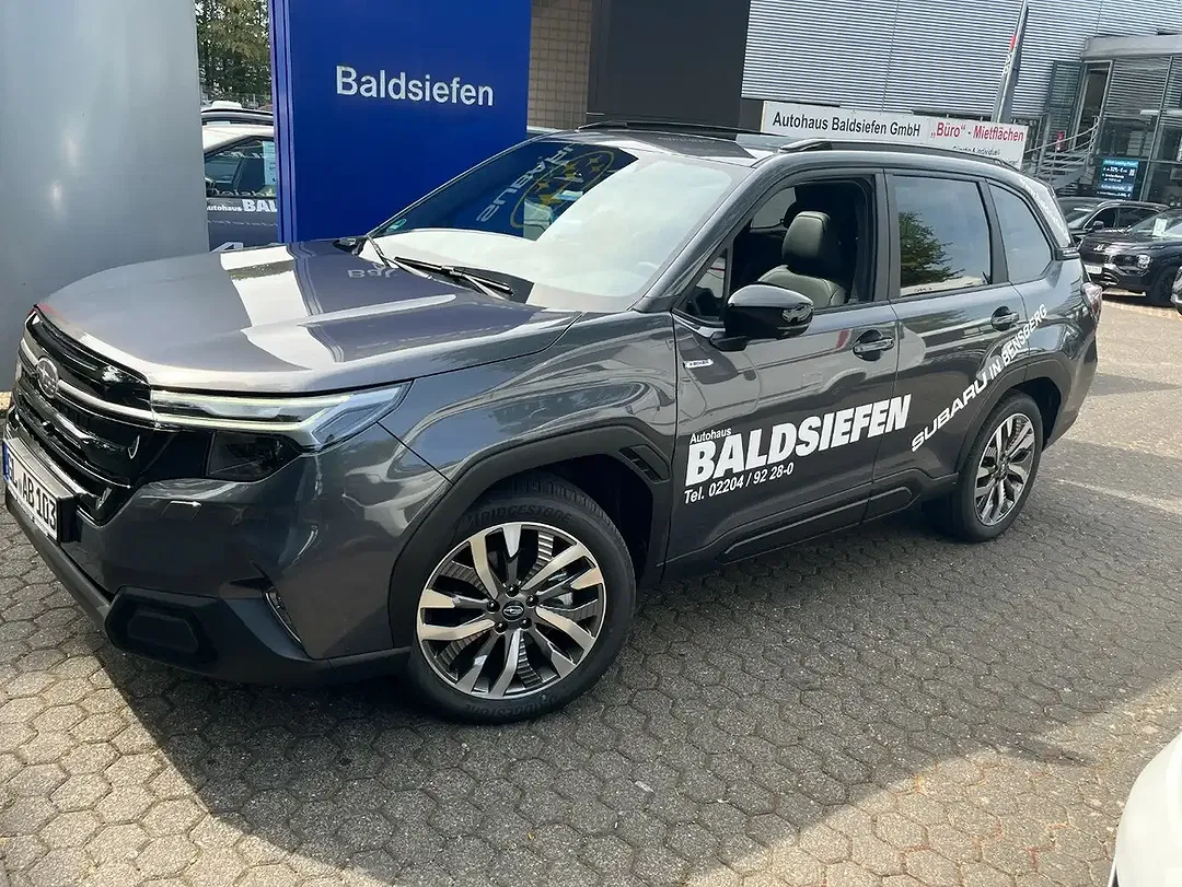Subaru Forester 100kW 2.0 AWD Platinum - foto 2