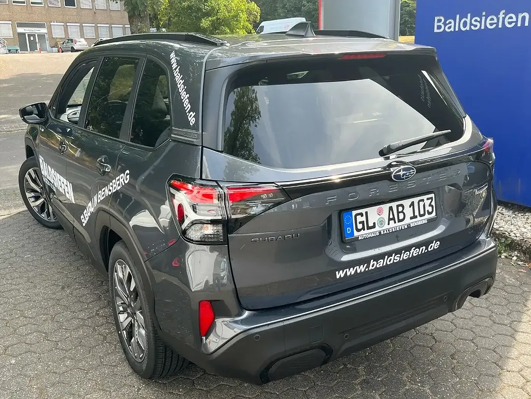 Subaru Forester 100kW 2.0 AWD Platinum - Thumbnail 4