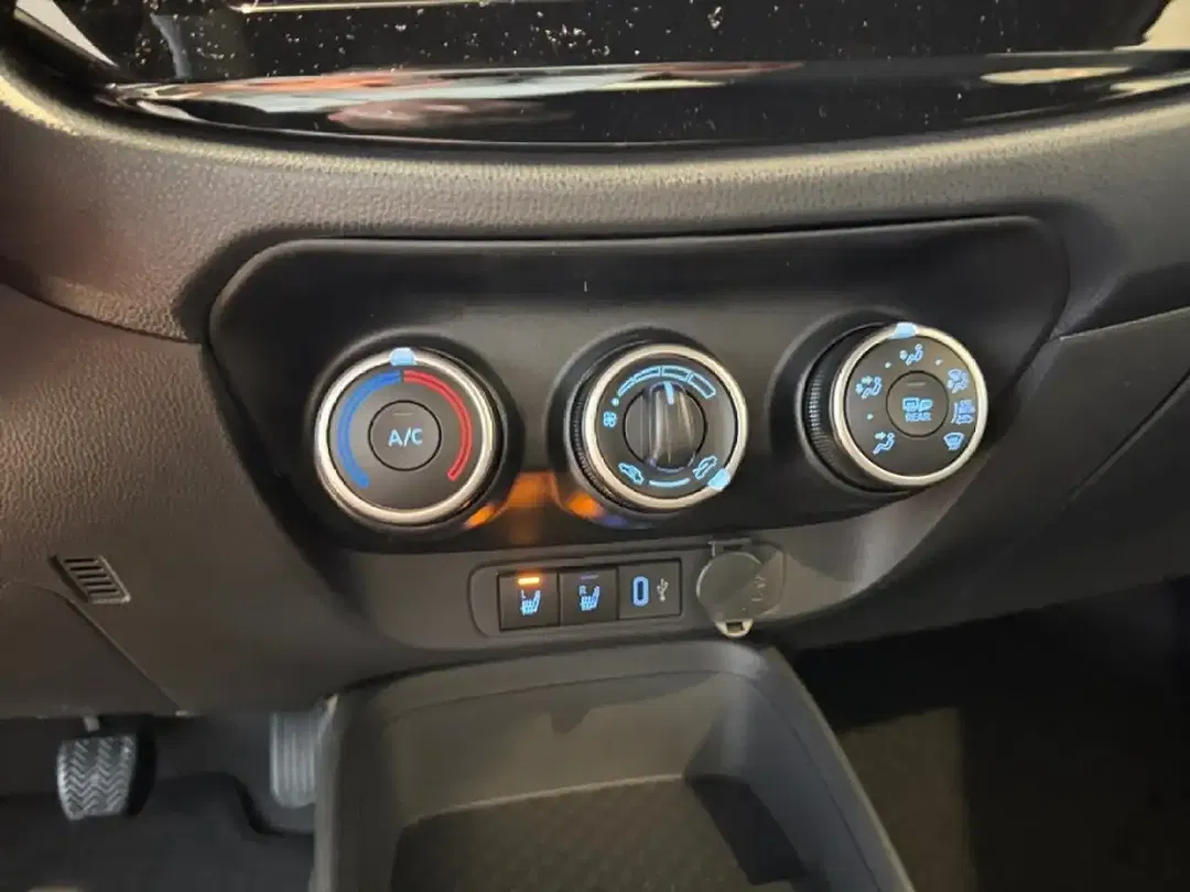Toyota Aygo X Business Edition - Thumbnail 11