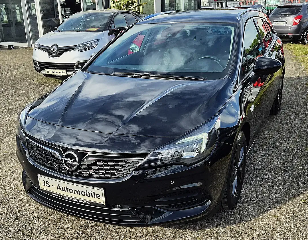 Opel Astra - foto 1