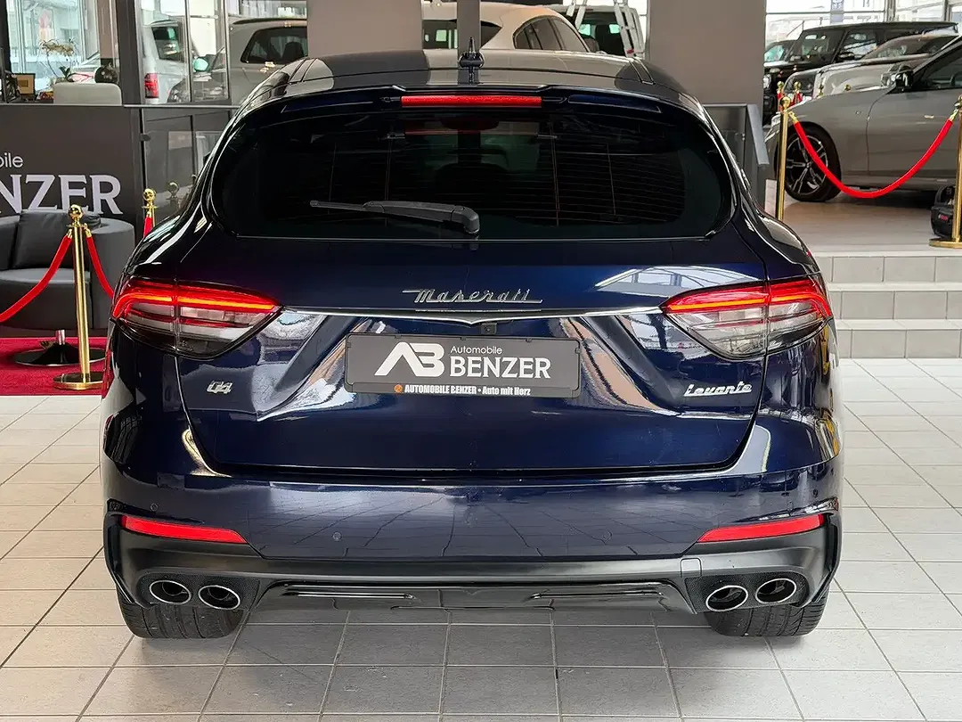 Maserati Levante GranSport - Thumbnail 12